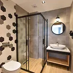 Hotel Avilia 3*