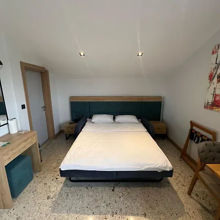 Hotel Avilia