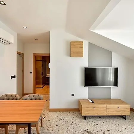 Avilia Hotel