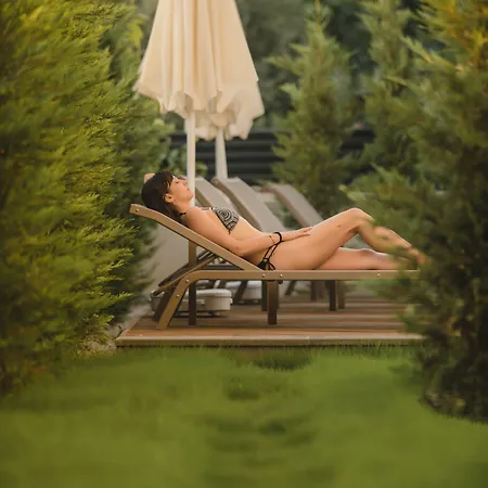 Avilia Hotel