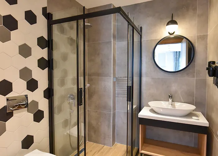 Hotel Avilia 3*