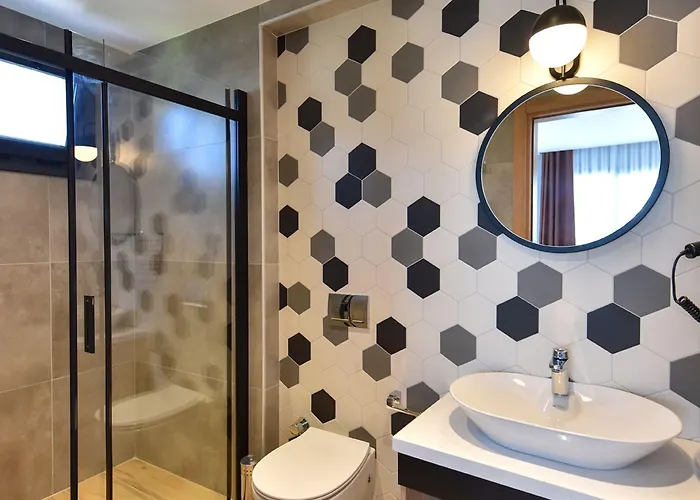Hotel Avilia 3*